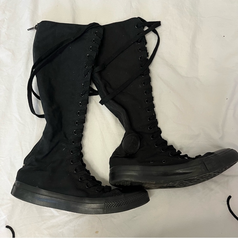 Converse High Top - Picture 4 of 5